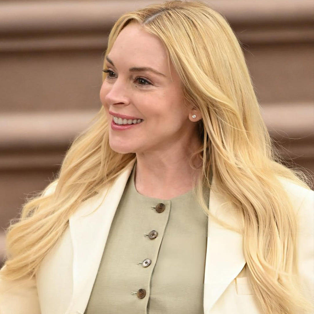 Lindsay Lohan Count Me Lies S01 White Blazer