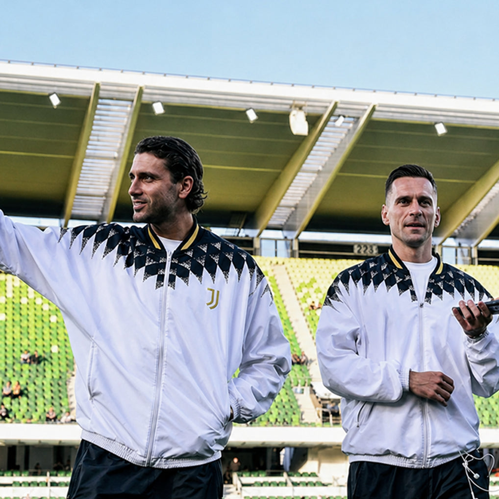 Juventus Turn Jacket