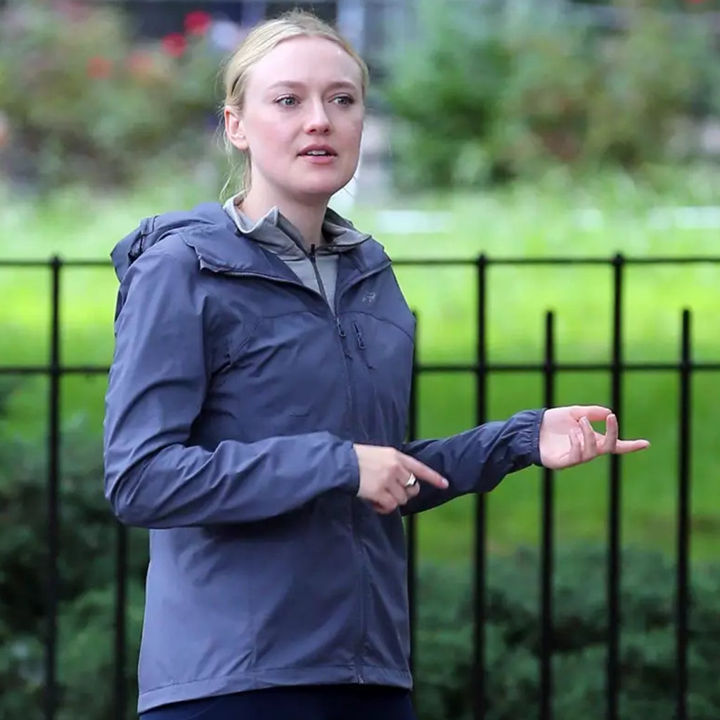 Ella Morgan S01 Dakota Fanning Hooded Jacket