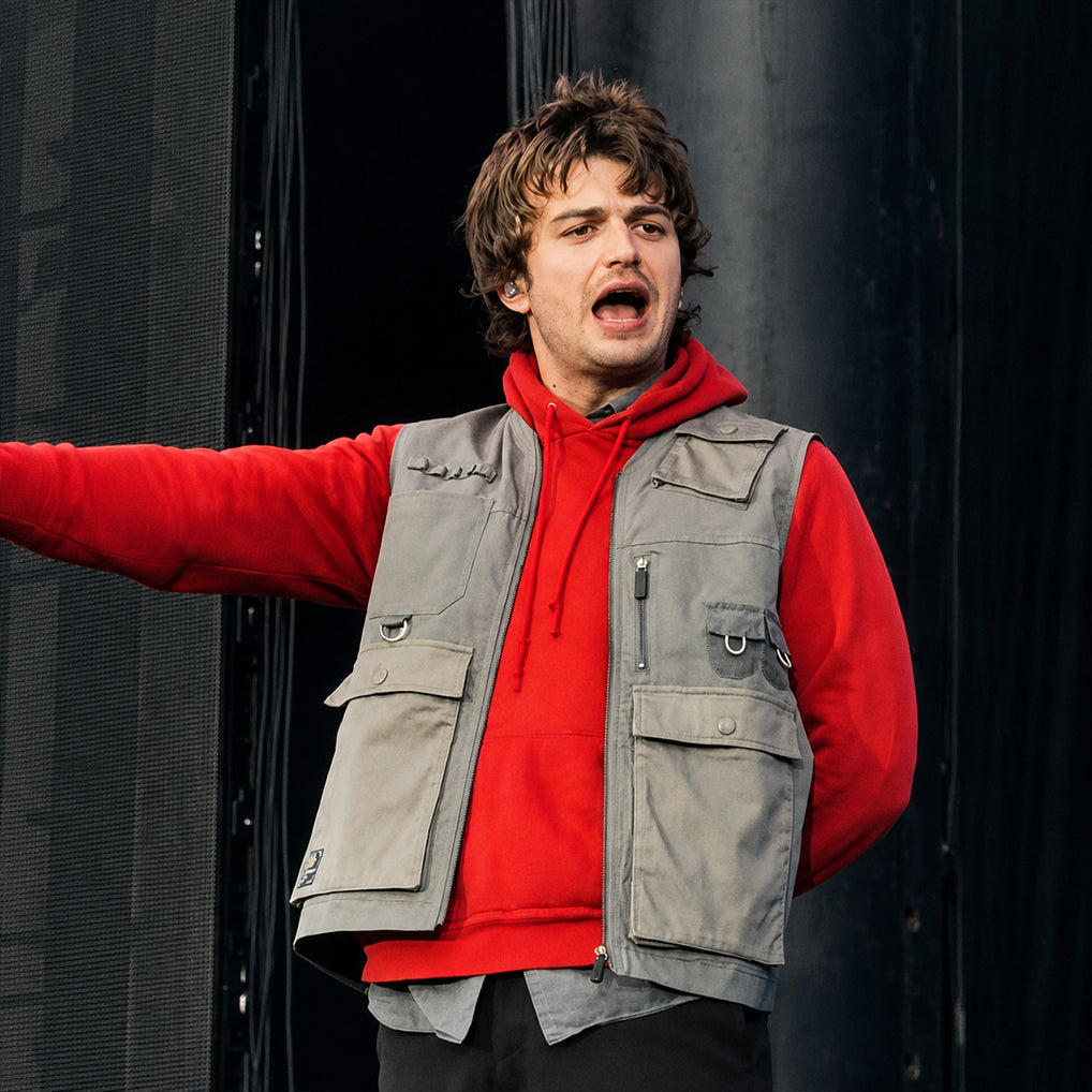 Outside Land 2026 Joe Keery Vest