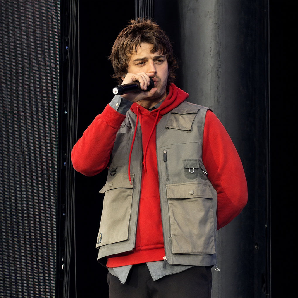Outside Land 2026 Joe Keery Vest