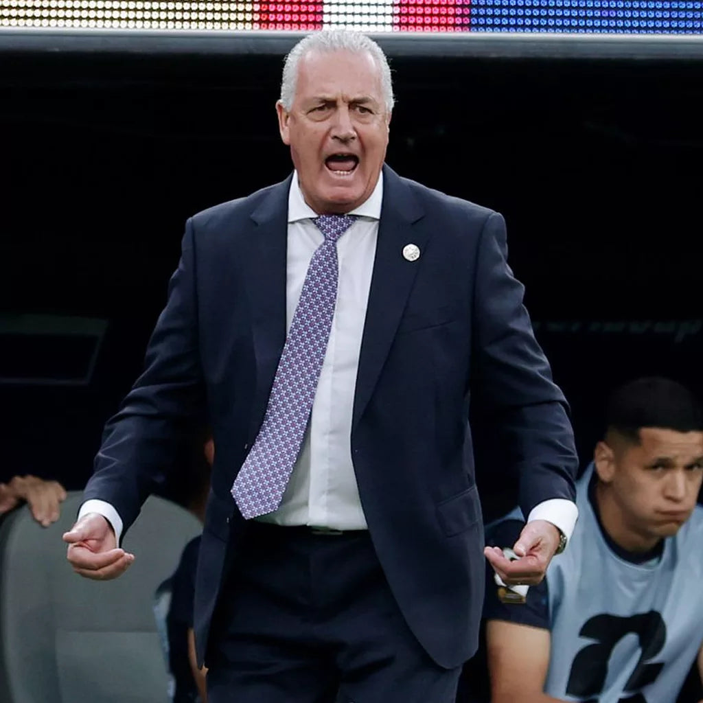 Paraguay Head Coach Gustavo Alfaro Blazer