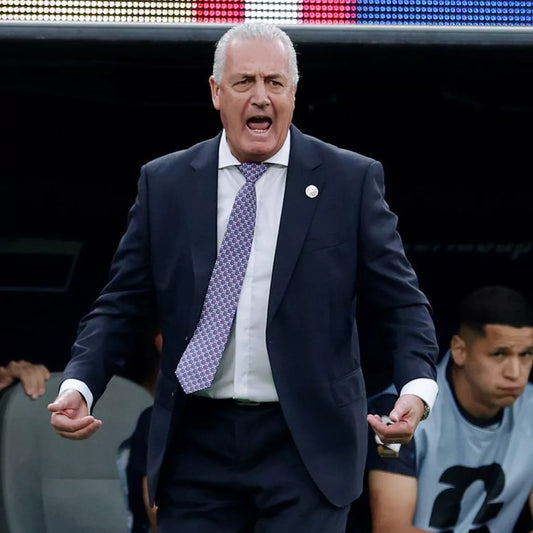 Paraguay Head Coach Gustavo Alfaro Blazer